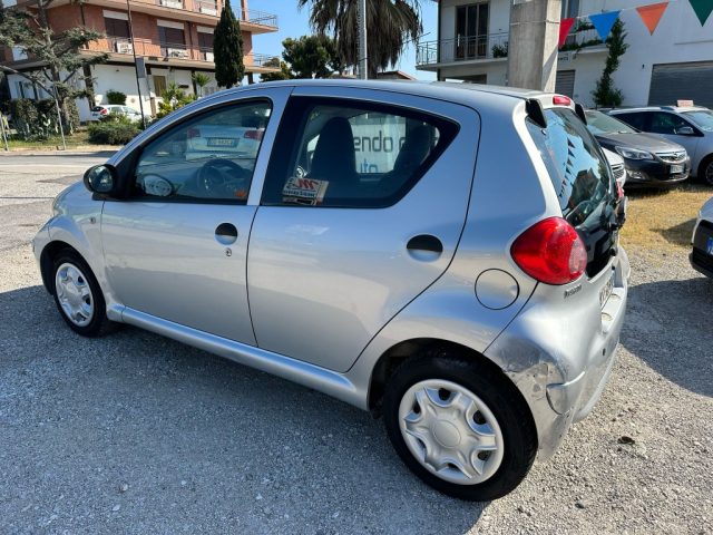 TOYOTA Aygo usata, con Chiusura centralizzata