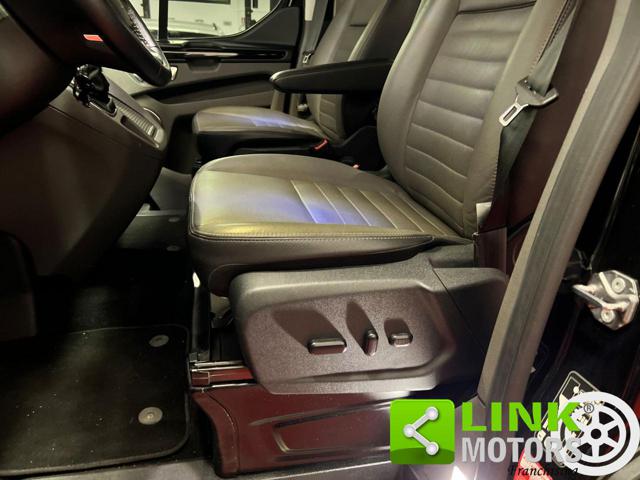 FORD Tourneo Custom usata, con Fari Xenon