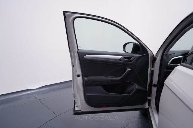 VOLKSWAGEN T-Roc usata, con Controllo trazione