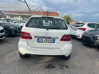 MERCEDES-BENZ B 180 usata, con Airbag laterali