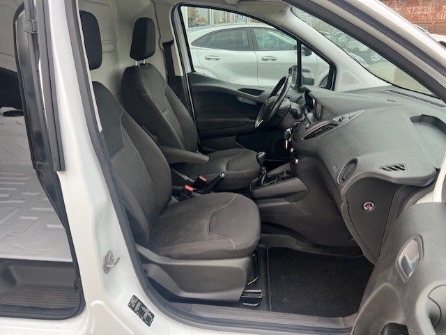 FORD Transit Courier usata 12