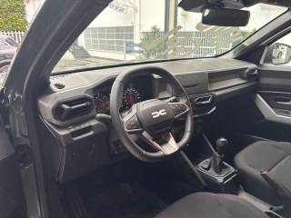 DACIA Duster usata, con USB