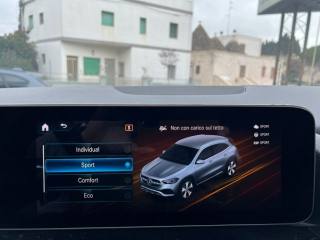 MERCEDES-BENZ GLA 200 usata 24