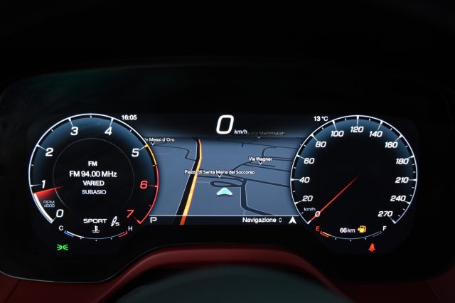 MASERATI Grecale usata, con Controllo automatico clima