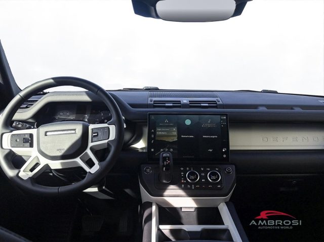 LAND ROVER Defender usata 10