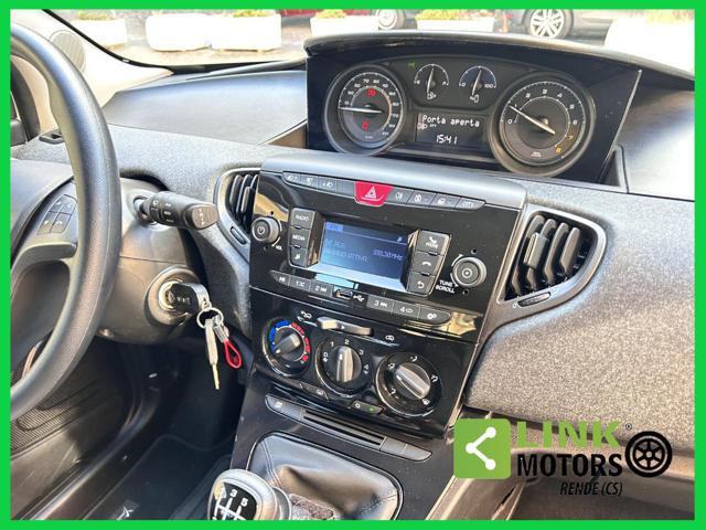 LANCIA Ypsilon usata 27