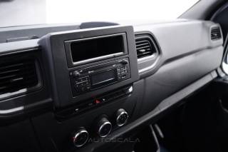 RENAULT Master usata, con USB