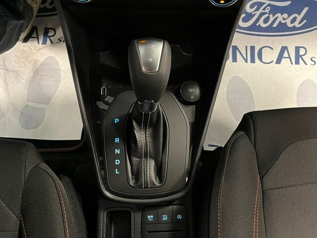 FORD Fiesta usata, con USB