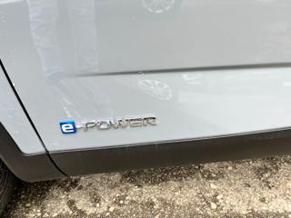 NISSAN Qashqai usata, con Alzacristalli elettrici