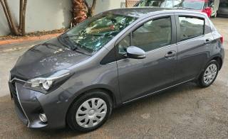 TOYOTA Yaris usata, con Alzacristalli elettrici