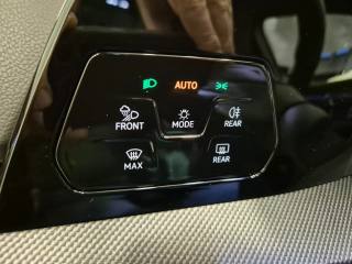 VOLKSWAGEN Golf usata, con Specchietti laterali elettrici