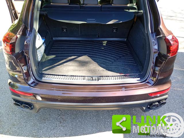 PORSCHE Cayenne usata 12