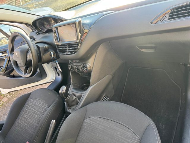 PEUGEOT 208 usata, con Cronologia tagliandi