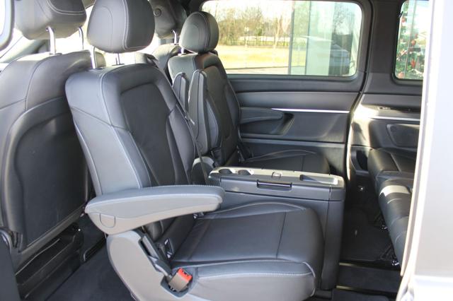 MERCEDES-BENZ V 300 usata, con Climatizzatore