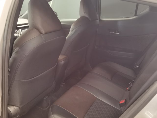TOYOTA C-HR usata, con Regolazione elettrica sedili