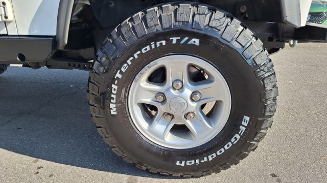 LAND ROVER Defender usata, con Servosterzo