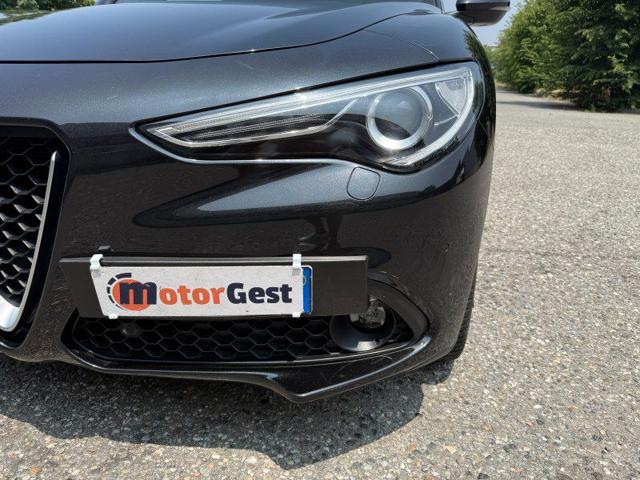 ALFA ROMEO Stelvio usata, con Volante in pelle