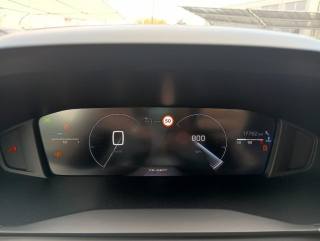 PEUGEOT 208 usata, con Sedile posteriore sdoppiato
