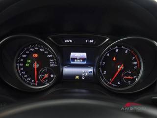 MERCEDES-BENZ GLA 200 usata 12