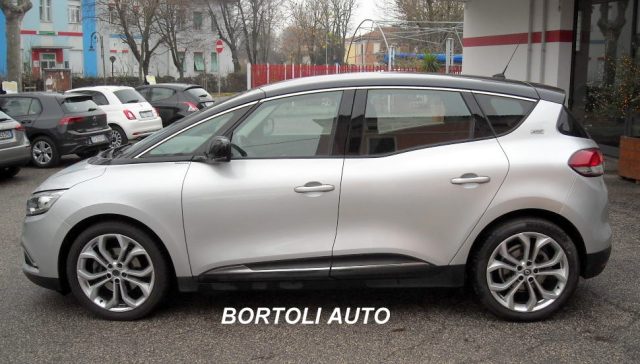 RENAULT Scenic usata, con Airbag laterali