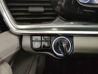 PORSCHE Panamera usata, con Bracciolo