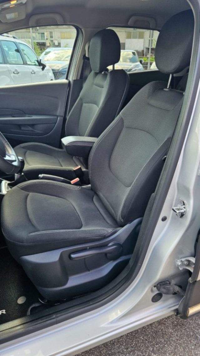 RENAULT Captur usata, con Sistema di navigazione
