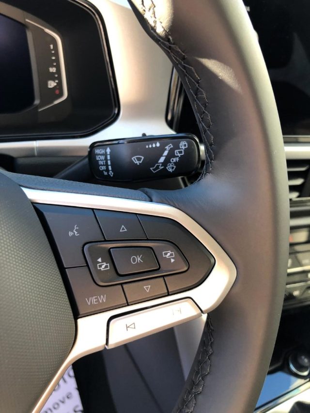 VOLKSWAGEN T-Roc usata, con Vetri oscurati