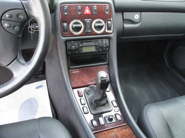 MERCEDES-BENZ CLK 200 usata, con Cerchi in lega
