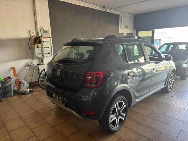 DACIA Sandero usata, con Airbag