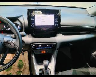 TOYOTA Yaris usata, con Cerchi in lega