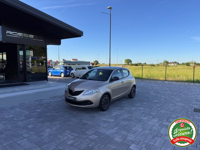 LANCIA Ypsilon usata, con ABS
