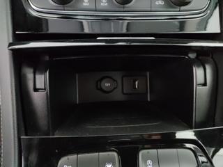 OPEL Grandland usata, con Touch screen