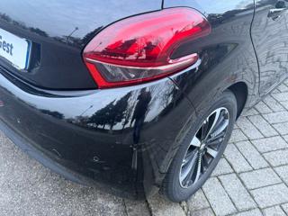 PEUGEOT 208 usata, con Isofix