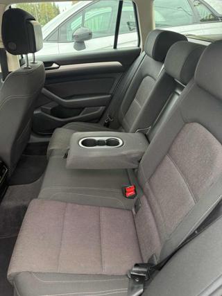 VOLKSWAGEN Passat Variant usata, con Specchietti laterali elettrici