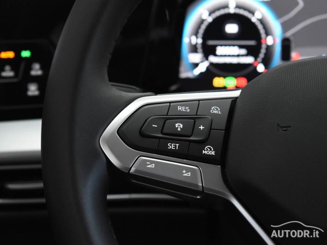 VOLKSWAGEN Golf usata, con Luci diurne LED