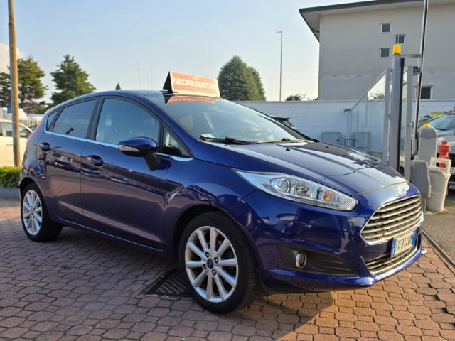FORD Fiesta usata, con Bracciolo