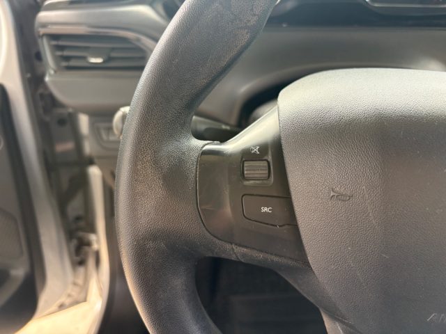 PEUGEOT 208 usata, con ESP