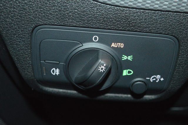 AUDI Q2 usata, con Fari LED