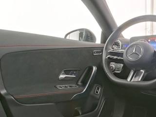 MERCEDES-BENZ CLA 180 usata, con Climatizzatore