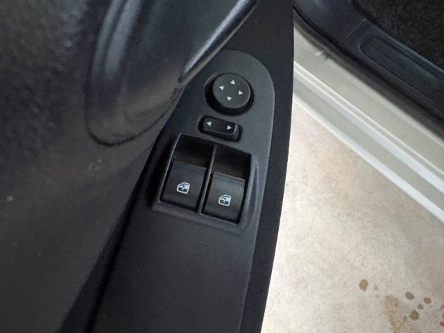 FIAT Punto usata, con Isofix