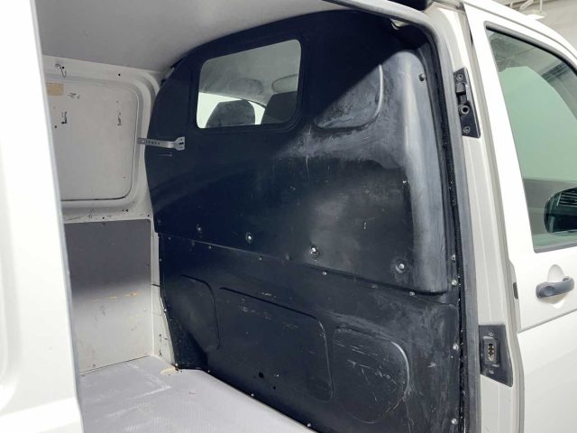 VOLKSWAGEN Transporter usata 29