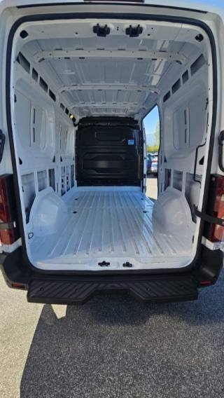 NISSAN Interstar usata, con Sensori di parcheggio posteriori