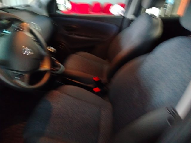 LANCIA Ypsilon usata 13