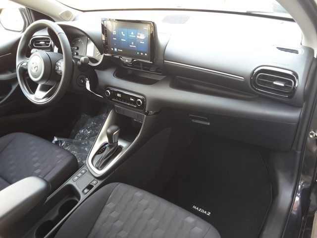 MAZDA 2 usata, con USB