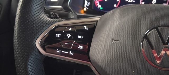 VOLKSWAGEN Tiguan usata, con Frenata d