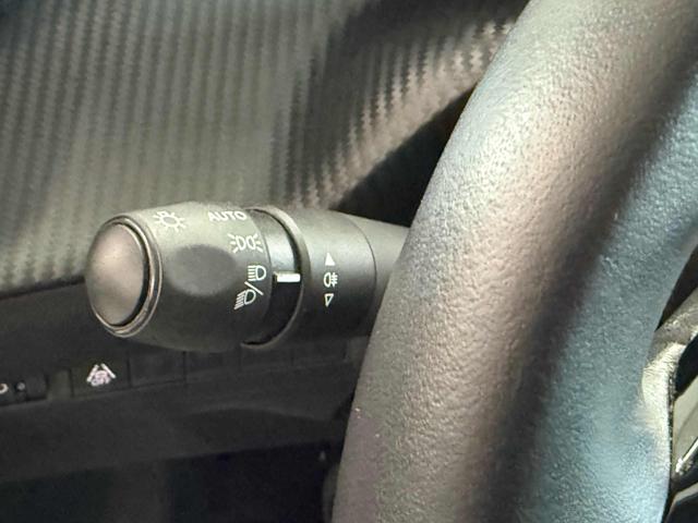 PEUGEOT 2008 usata 19