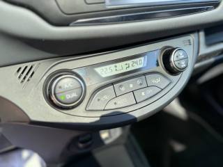 TOYOTA Yaris usata, con Telecamera per parcheggio assistito