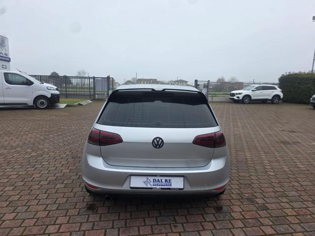 VOLKSWAGEN Golf usata, con Autoradio