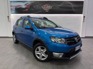 DACIA Sandero usata, con Autoradio