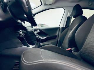 PEUGEOT 208 usata, con Chiusura centralizzata